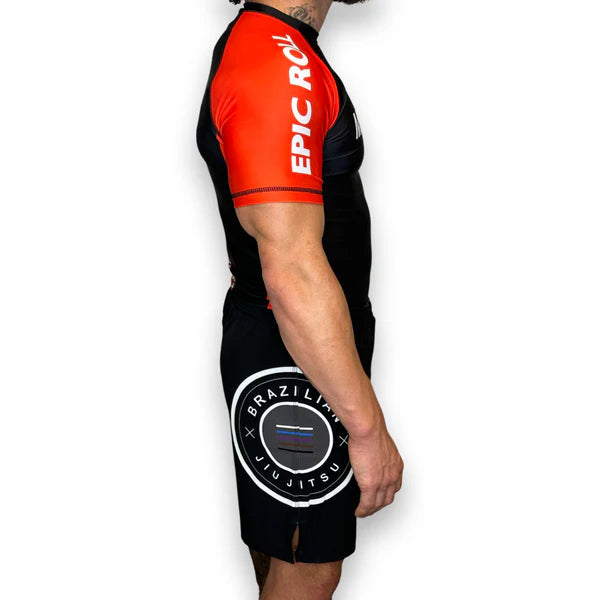 Mostly Peaceful Set Rash Guard + Epic Grappling Shorts 2.0 Epic Roll