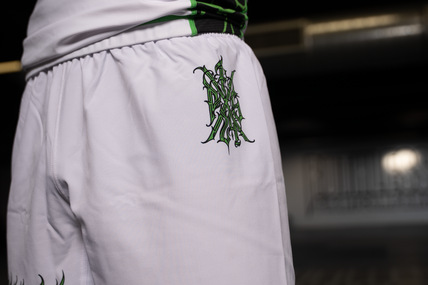 PFG Blanco & Verde Grappling Shorts by Pieters Fightgear | BJJ y MMA Premium Apparel