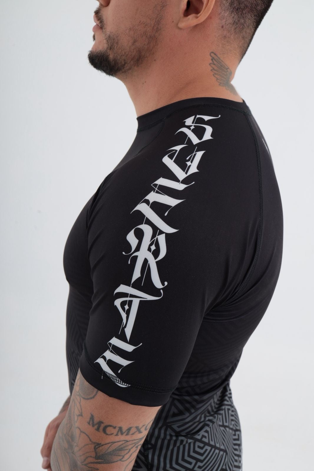 Suerte Geometric Rash Guard