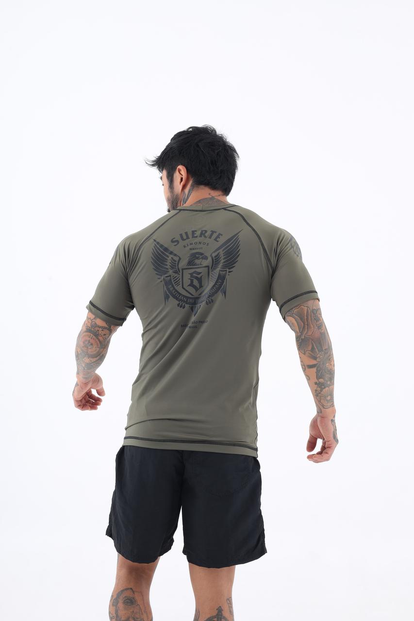 Suerte Militar Águia Rash Guard